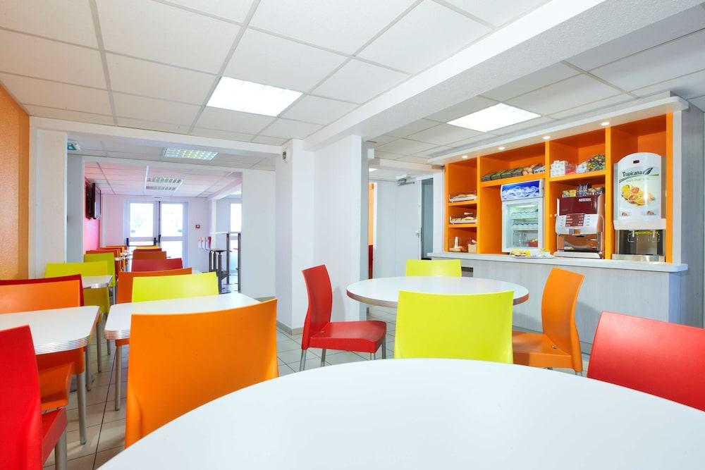 Premiere Classe Montelimar Nord - A7 Sortie 17 Les Tourrettes Bagian luar foto
