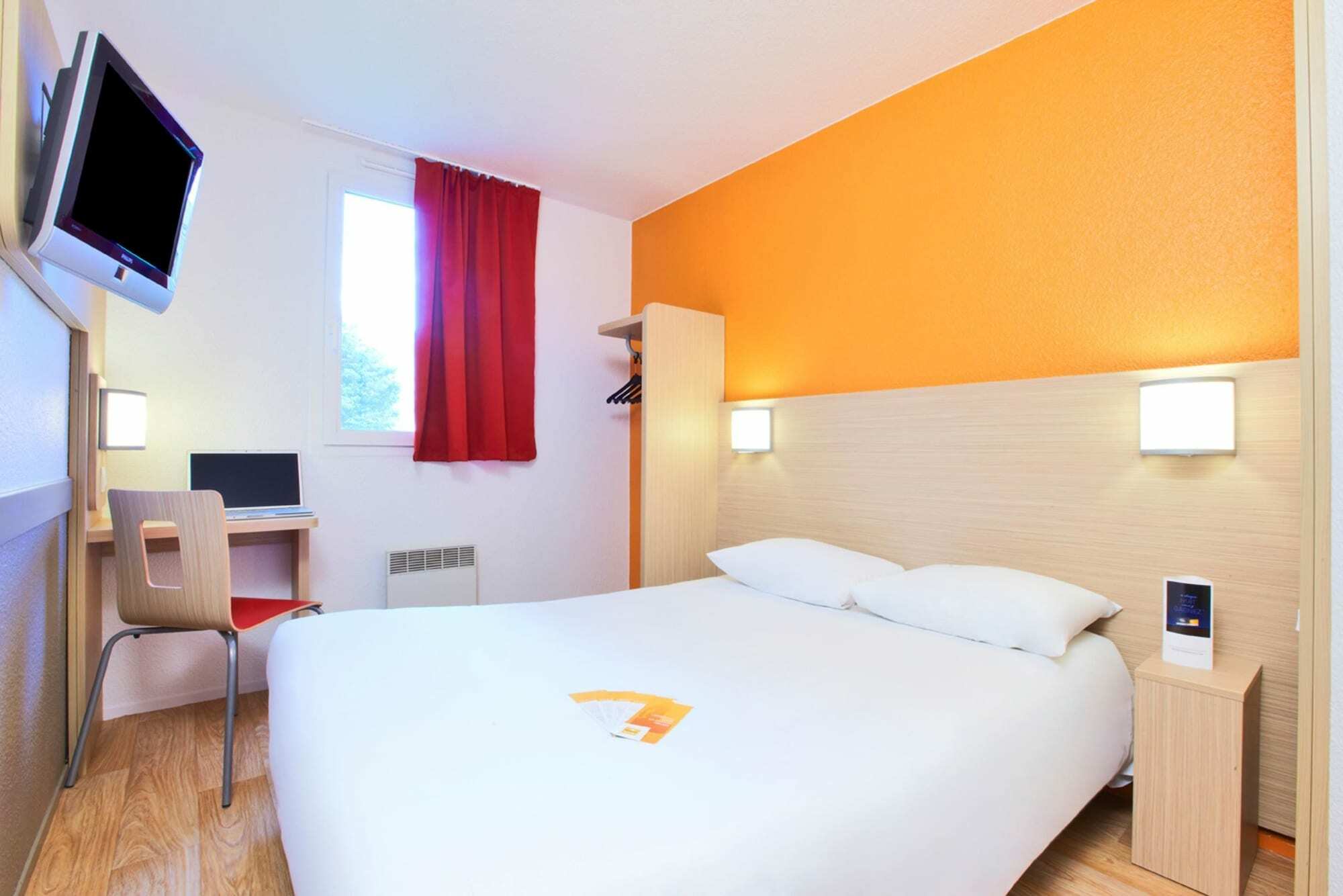 Premiere Classe Montelimar Nord - A7 Sortie 17 Les Tourrettes Bagian luar foto